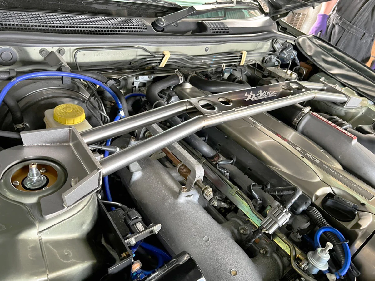 GReddy Garage Active Skyline GTR R33 Titanium Front Strut Tower Brace Bar