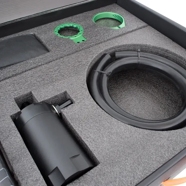 Mishimoto Universal Baffled Oil Catch Can - Black