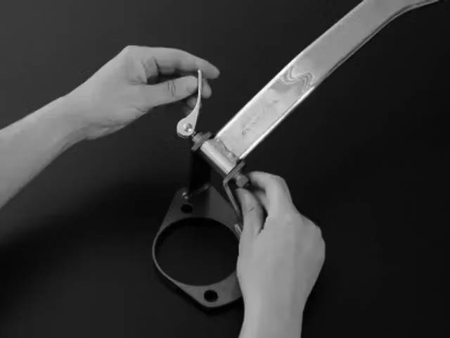 Whiteline Universal Strut Brace Quick Release Clamp Kit