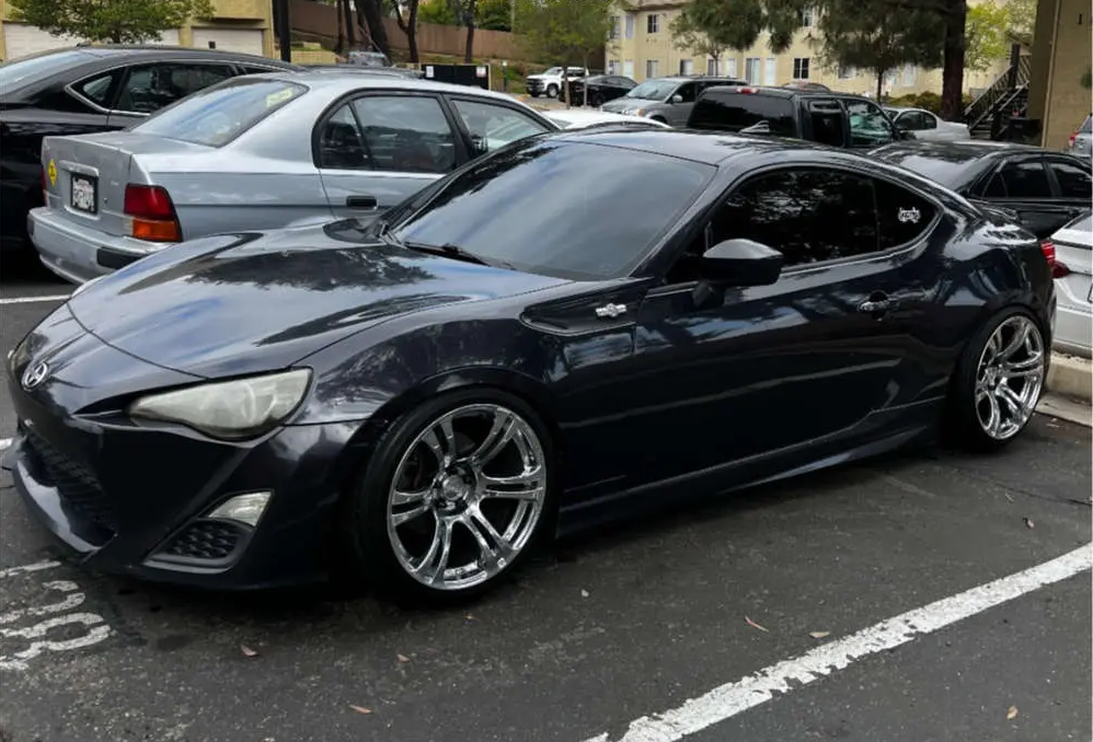 Kansei K16X Neo 18x9.5in / 5X114.3 BP / 35mm Offset / 73.1mm Bore - Chrome