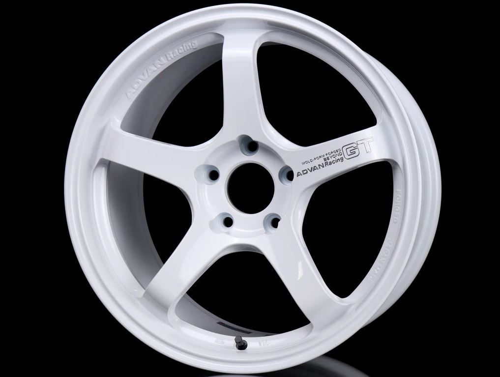 Advan GT Beyond 18X9 +38 5x114.3 Racing White Wheel