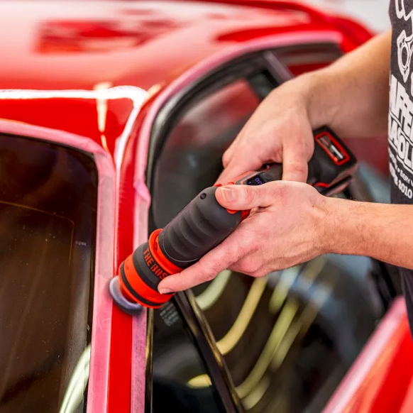 Griots Garage THE BOSS Hybrid Micro Polisher
