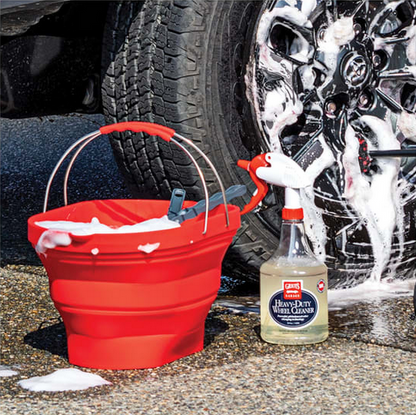 Griots Garage Collapsible Silicone Wash Bucket 2 1/2 Gallons
