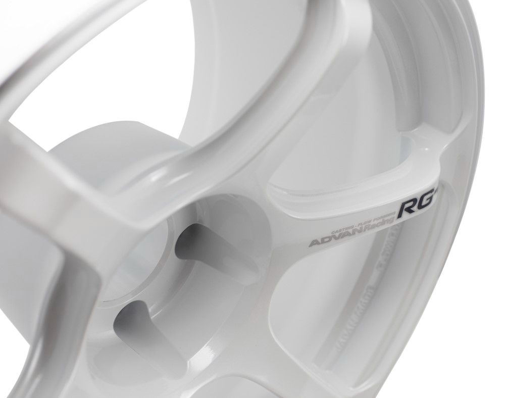 Advan RG-4 18x11 +30 5x114.3 Racing White Metallic & Ring Wheel