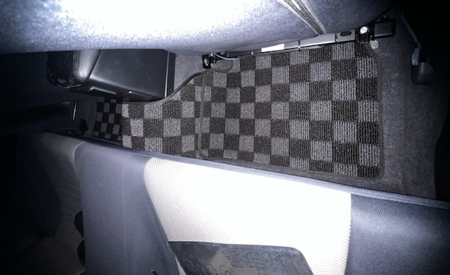 P2M R34 GTR Skyline Front + Rear Checkered Race Floor Mats