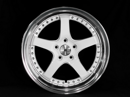 SSR Professor SP4 18x10.5 -21 NR 5x114.3 White Wheel