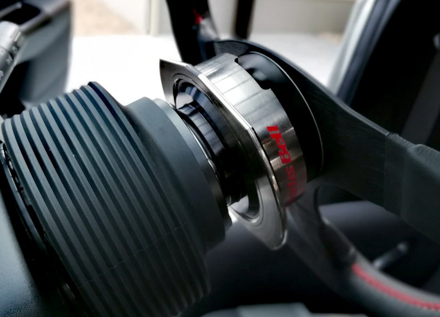 Works Bell Rapfix II Steering Wheel Hub "Flipper"