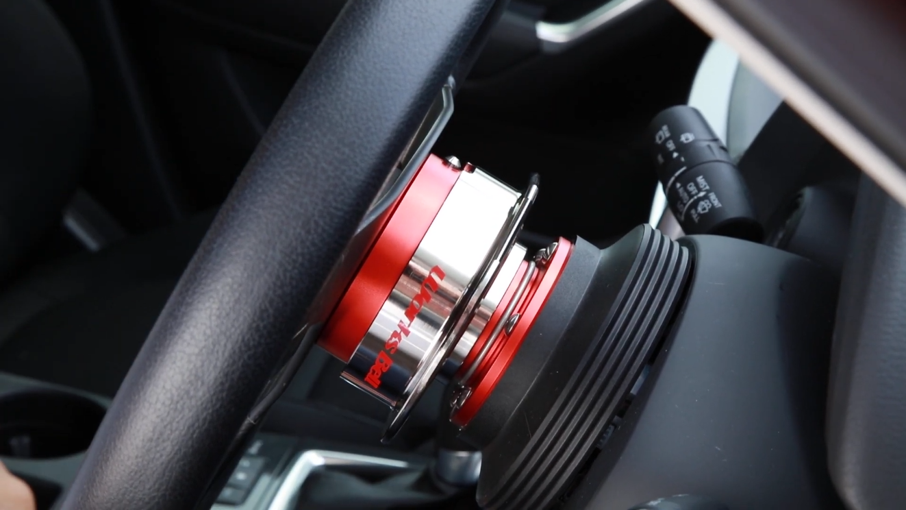 Works Bell Rapfix II Steering Wheel Hub "Flipper"