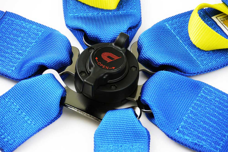 Cusco FIA 4 Point 3in Shoulder CamLock Racing Harness Set - Black