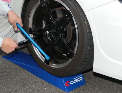 Cusco Jack Assist Car Ramp Low Down Slope Type - Pair
